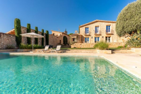 La Casa de Piedra - Viladellops Villas situado a 10 minutos de Sitges